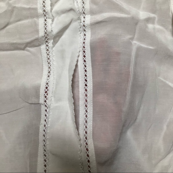 NWT H&M Silky, Sheer White Short-Sleeved Blouse with Peplum Waist - Picture 3 of 7